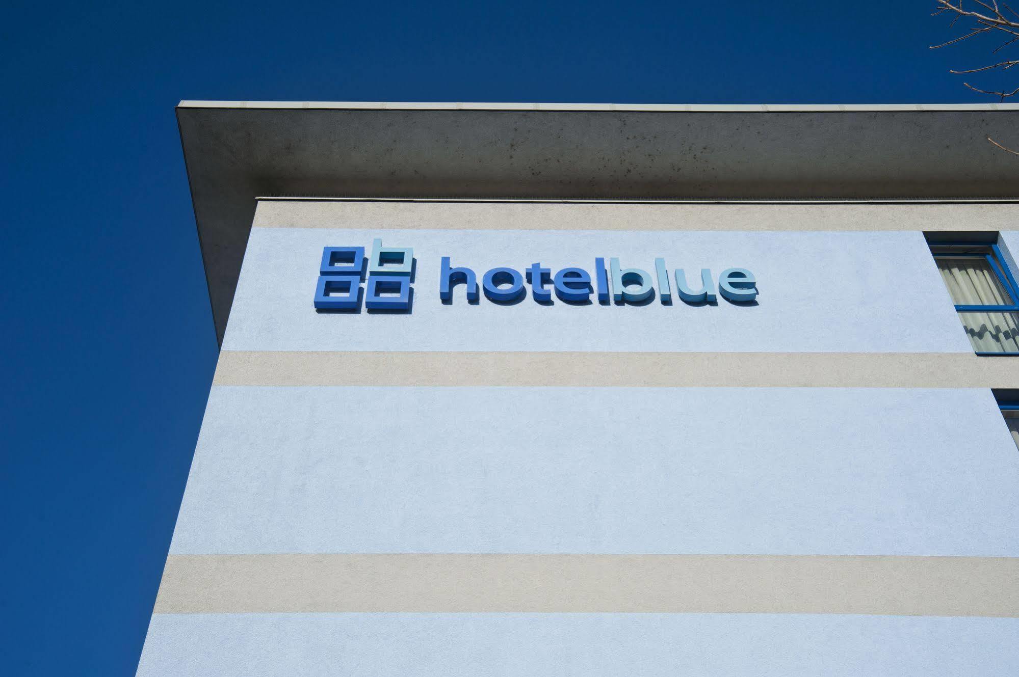 Hotel Blue Bratislava Exterior photo